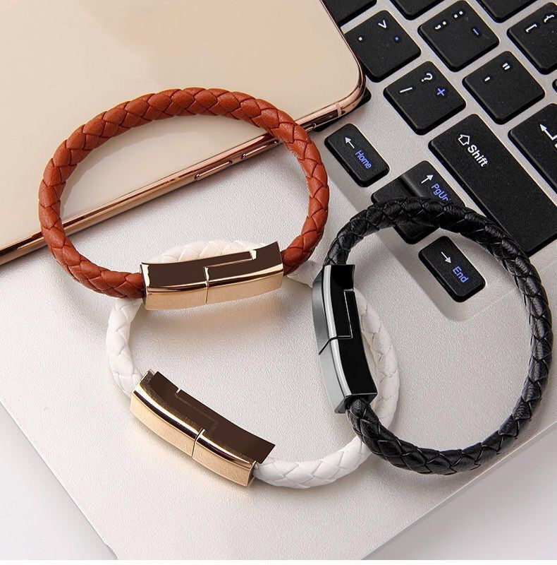 Stylisches USB Lederarmband